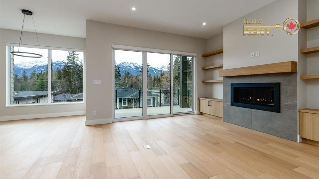 3385 Mamquam Road - Photo 2 of 24