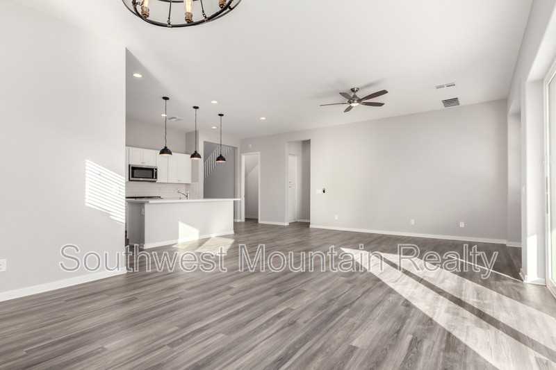 22743 E Poco Calle - Photo 5 of 48