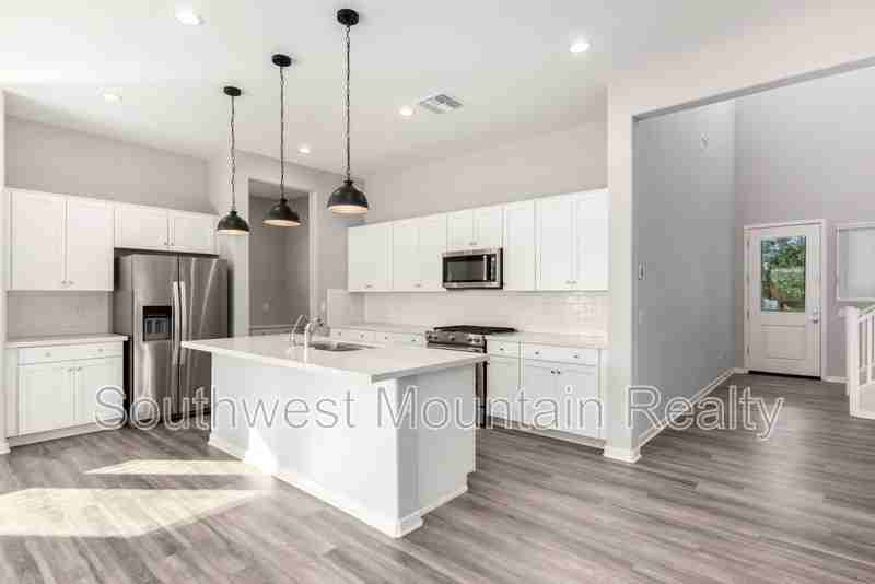 22743 E Poco Calle - Photo 7 of 48