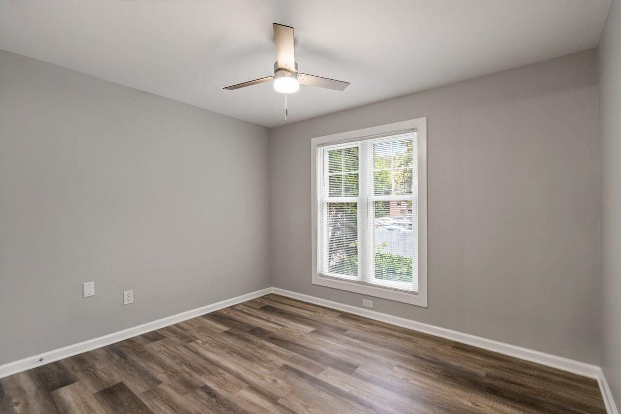 Elizabeth Park - Photo 2 of 16