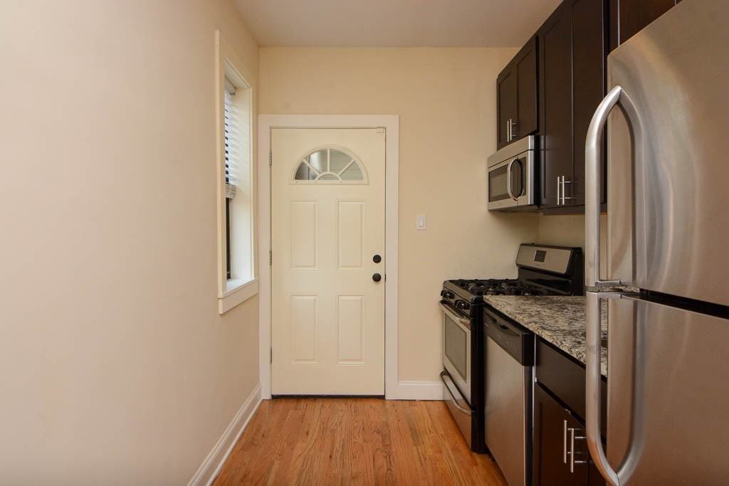 ASHLAND + IRVING #1S - Photo 3 of 20