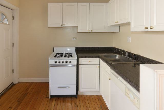 PINE GROVE + GRACE #1W - Photo 6 of 17