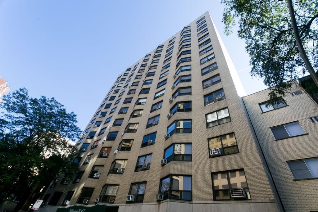 445 W Wellington Ave #9E