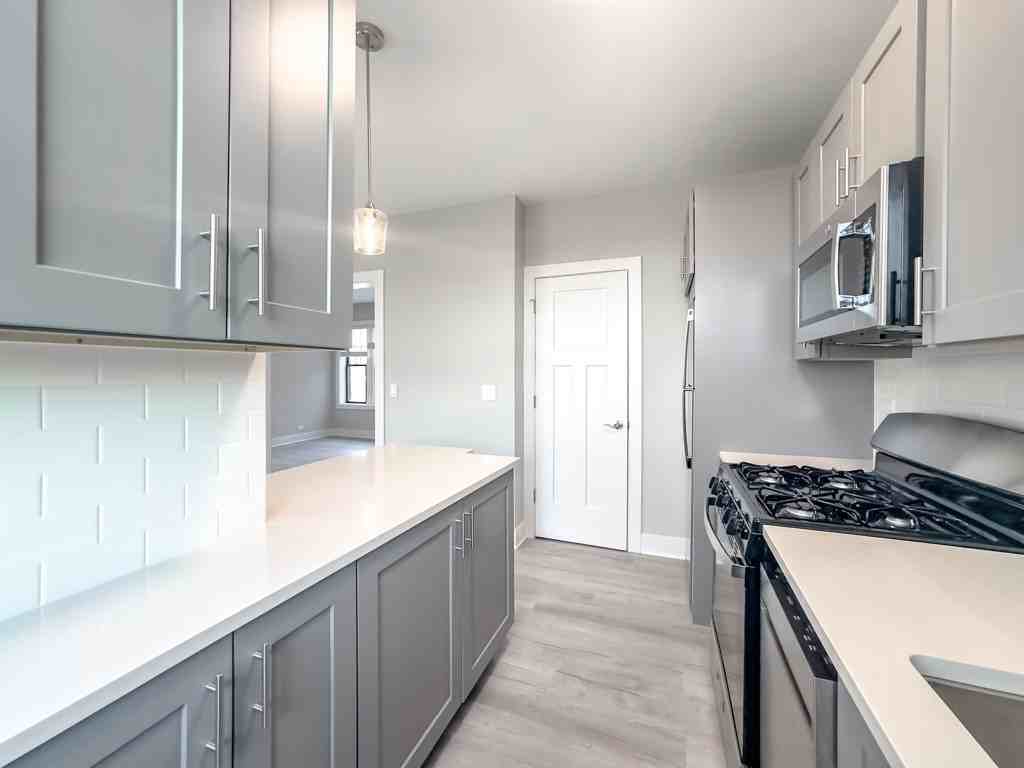 373 Hazel Ave #6D - Photo 5 of 21
