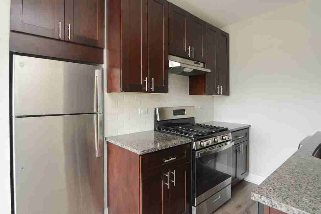 725 St Johns Ave #12 - Photo 3 of 21