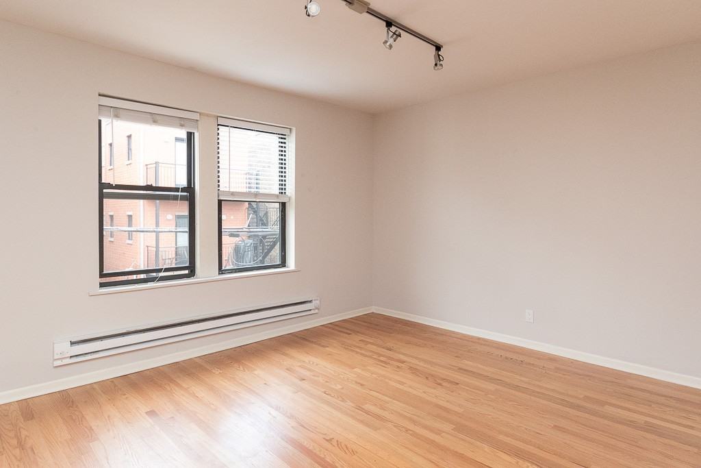 2834 W Palmer St #103 - Photo 5 of 16