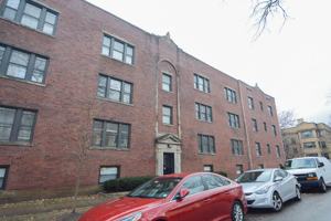 featured image of 916 Crain St #3