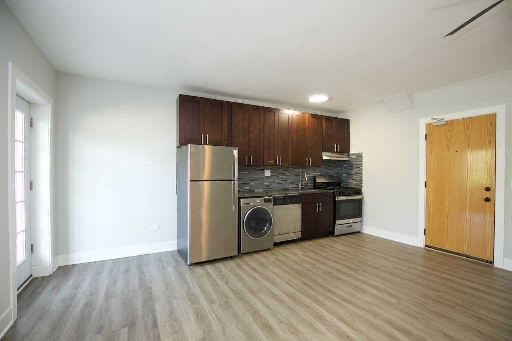 730 Judson Ave #08 - Photo 5 of 19