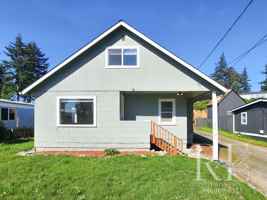 featured image of 1215 Evans Ave W
