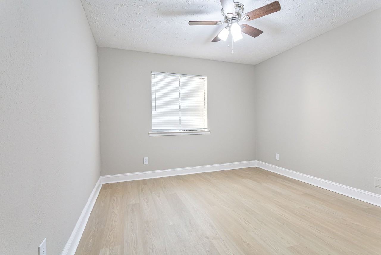 The Eastern Apartments - Photo 7 of 50