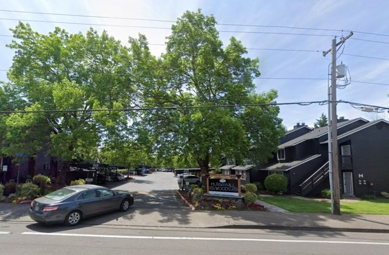 9480 Sw 146th Ter - Photo 2 of 15