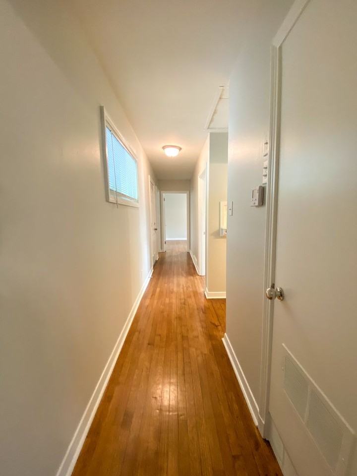 4152 Rhodes Ave - Photo 4 of 22