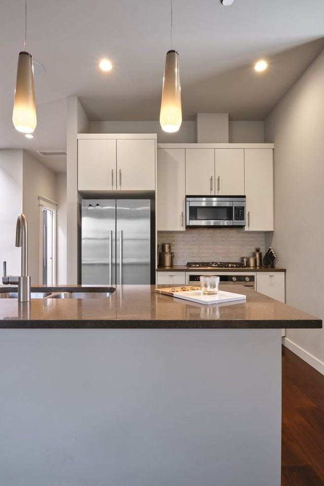 89 N Main St - Photo 6 of 13