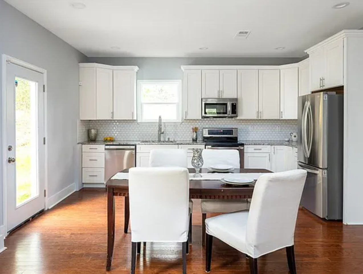 1267 Graymont Dr Sw - Photo 6 of 37