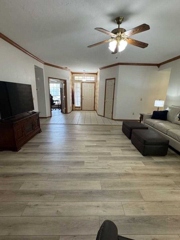 1624 Heron Dr - Photo 2 of 34