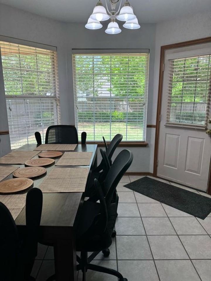 1624 Heron Dr - Photo 7 of 34