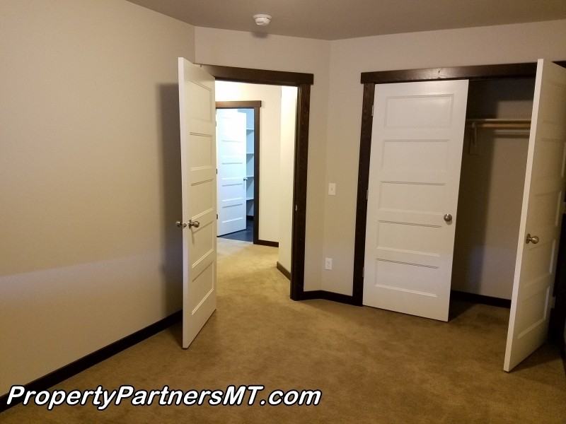 1958 Leeward Ct - Photo 6 of 12