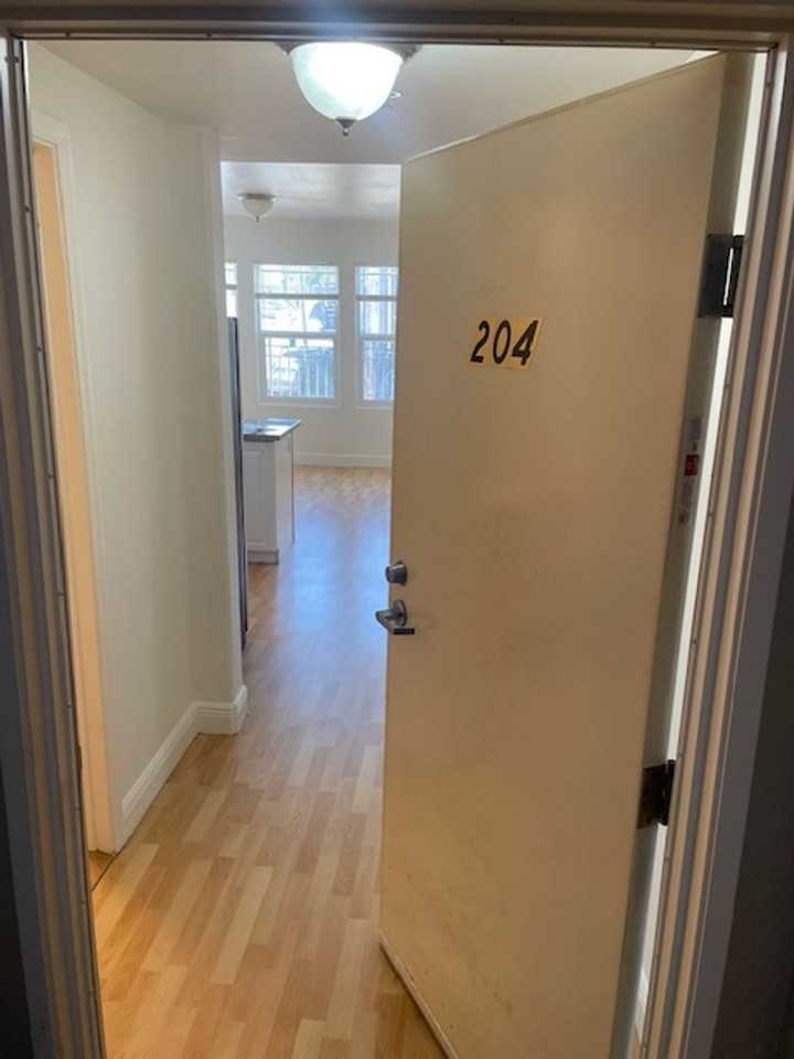 1515 14th Ave #204 - Photo 6 of 23