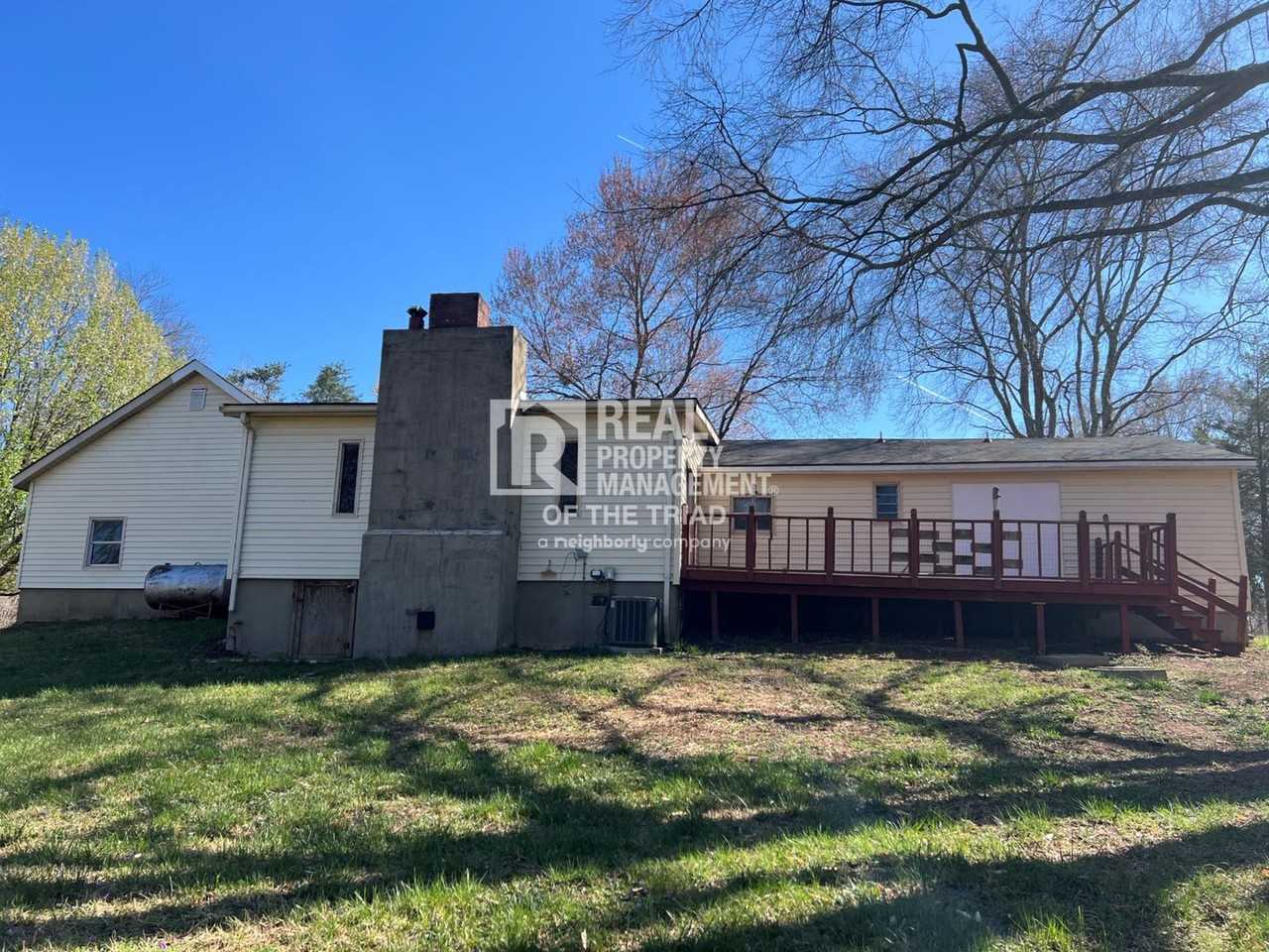 671 Eden Rd - Photo 2 of 27