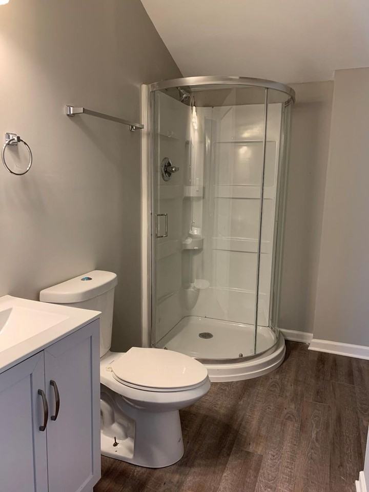 208 Timberlake Dr - Photo 2 of 6