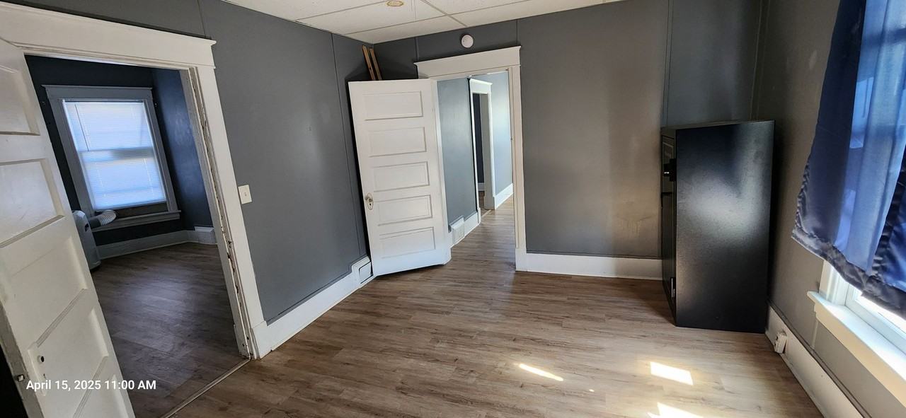 1411 Sw 5th St - Photo 2 of 13
