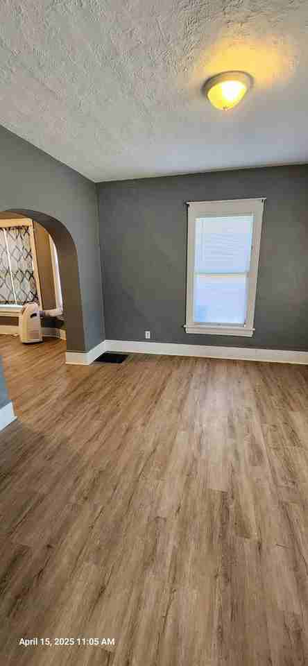 1411 Sw 5th St - Photo 7 of 13
