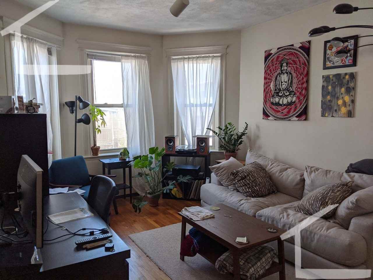 15 Colborne Rd - Photo 2 of 14