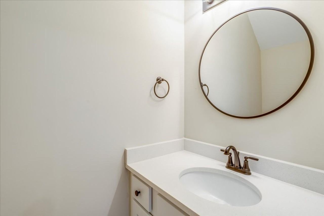 5405 N Briskbay Ct - Photo 6 of 13