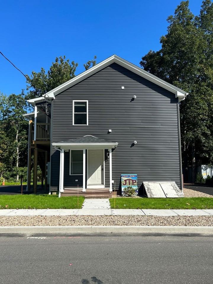 Railroad Ave - Photo 2 of 21