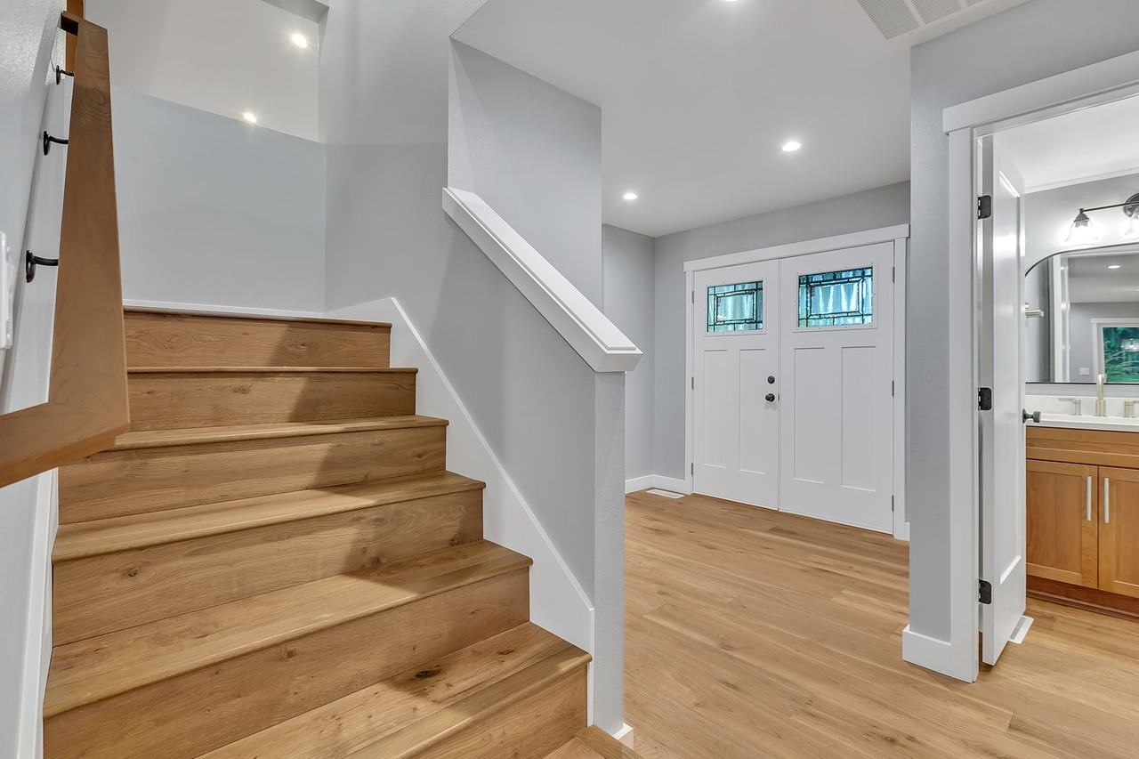 18120 Ne 146th Way - Photo 3 of 26