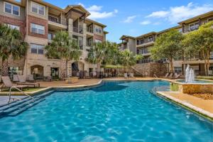 featured image of 625 East Stassney Lane