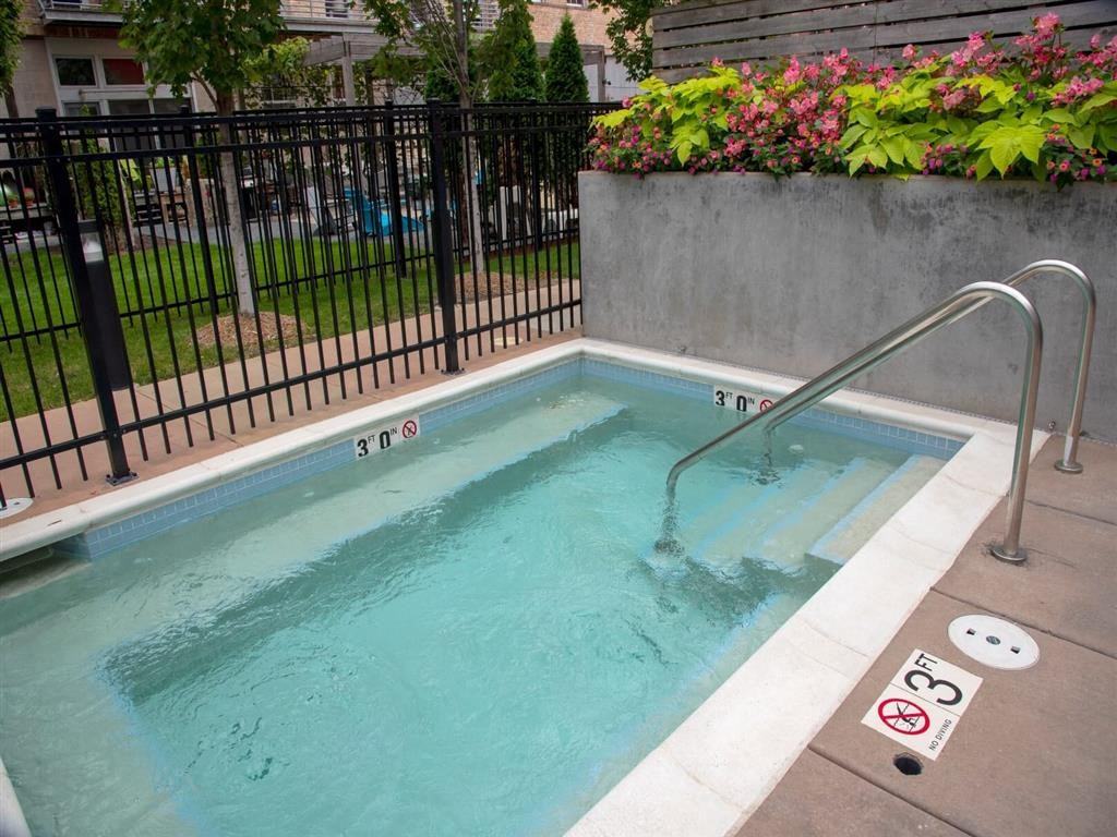 Third North Apartments - Photo 4 of 50