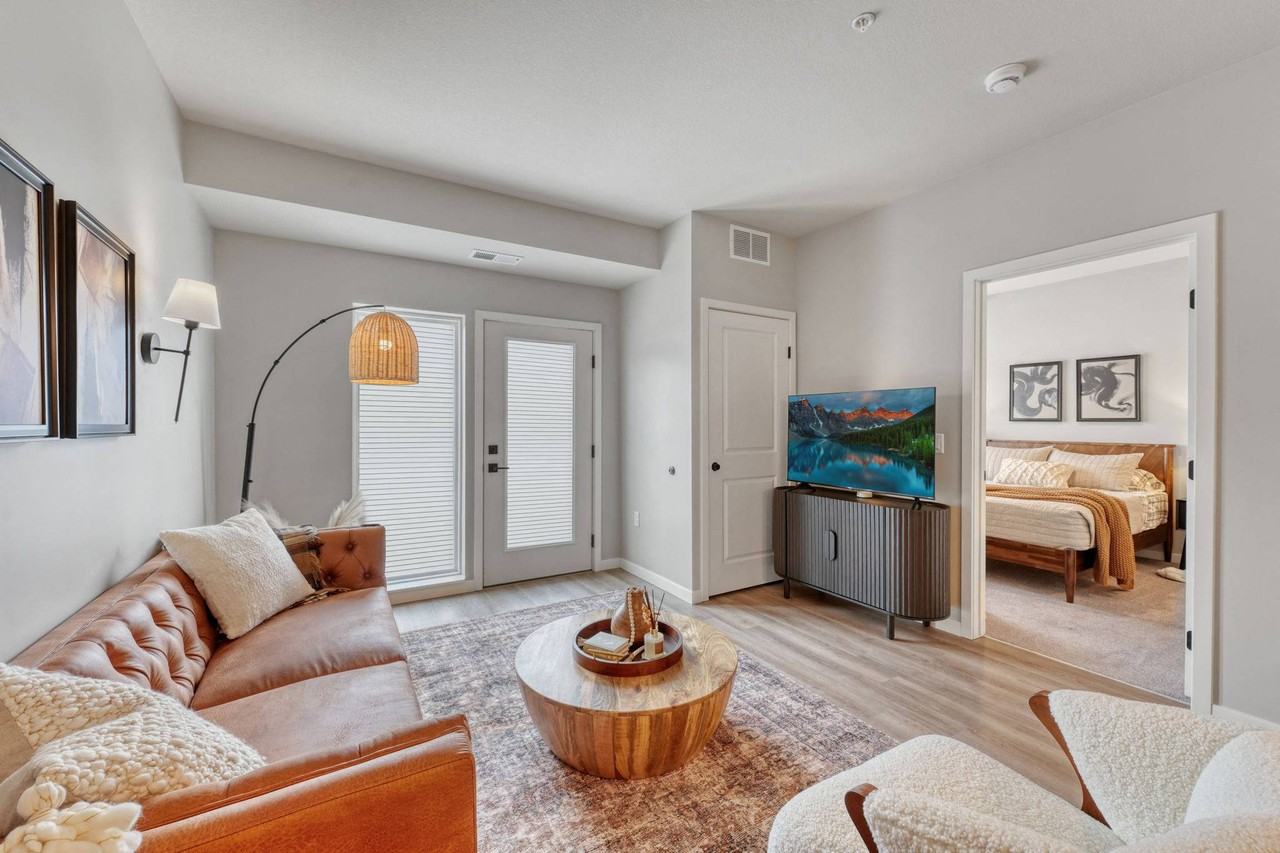 Lochner Apartments - Photo 3 of 50