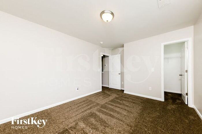 1556 Kilstrom St - Photo 2 of 15