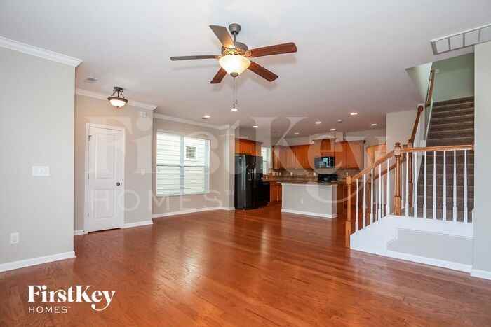 19017 Park Terrace Ln - Photo 3 of 15