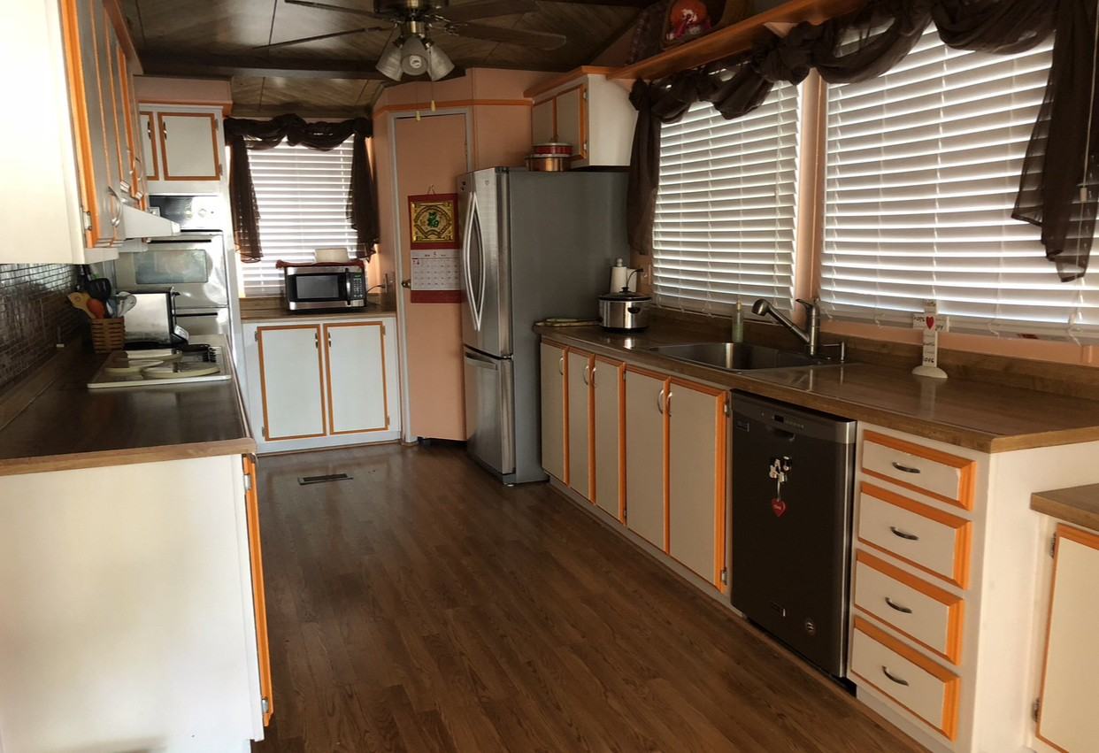 463 S 80th Pl #NA - Photo 2 of 11