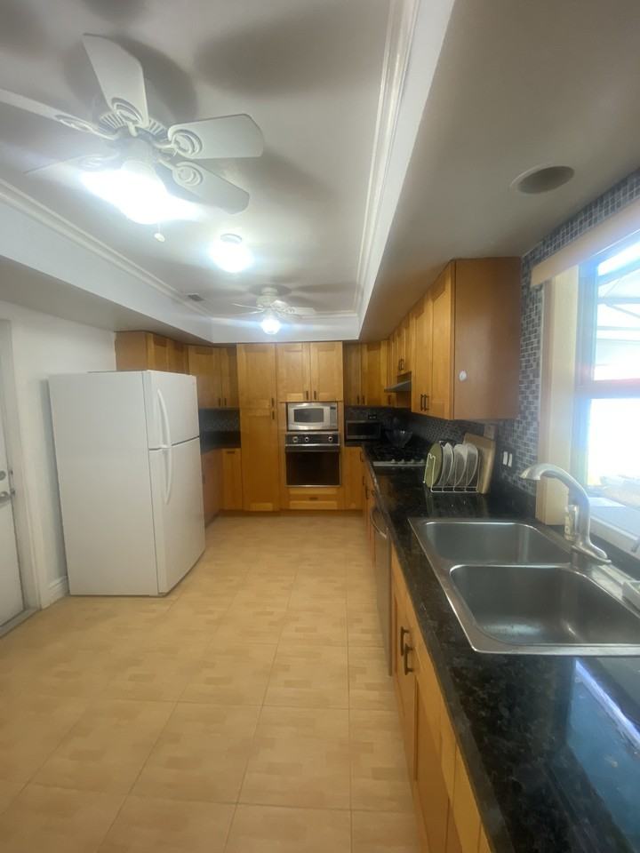 1973 Windward Dr #NA - Photo 4 of 14