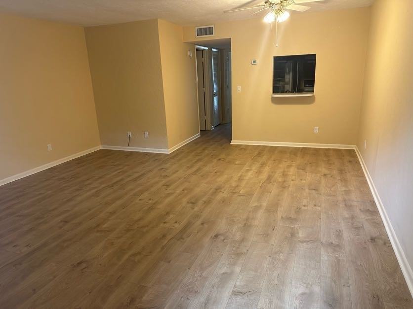 3124 Us Highway 441 Se #J7 - Photo 2 of 12