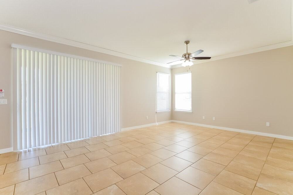 3209 Olivia Breeze Dr - Photo 3 of 16