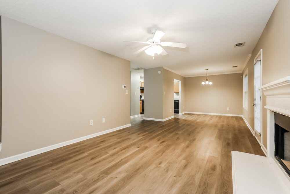 615 Beddick Ln - Photo 5 of 17