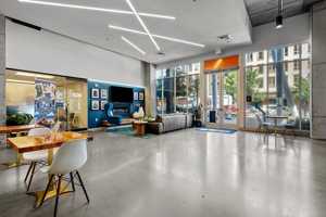 featured image of 2112 Nw Quimby St