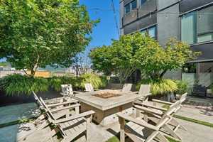 featured image of 2112 Nw Quimby St
