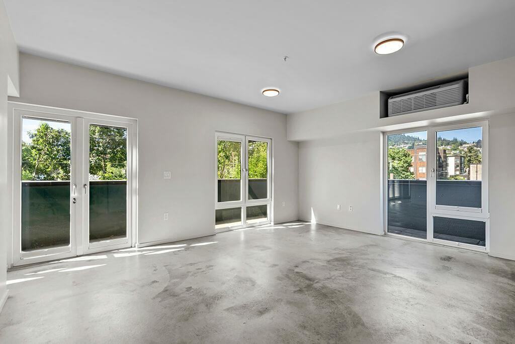 2112 Nw Quimby St - Photo 7 of 23