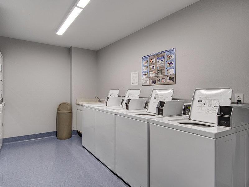 5800 Northeast Center Commons Way