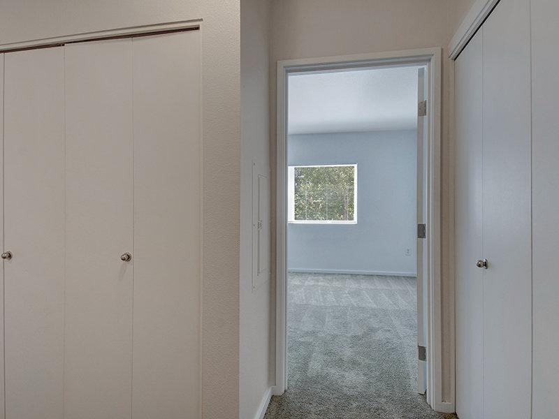 5800 Northeast Center Commons Way