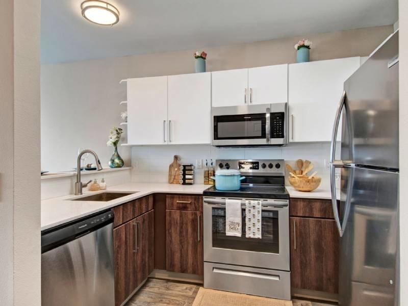 5819 Ne Glisan St - Photo 3 of 13