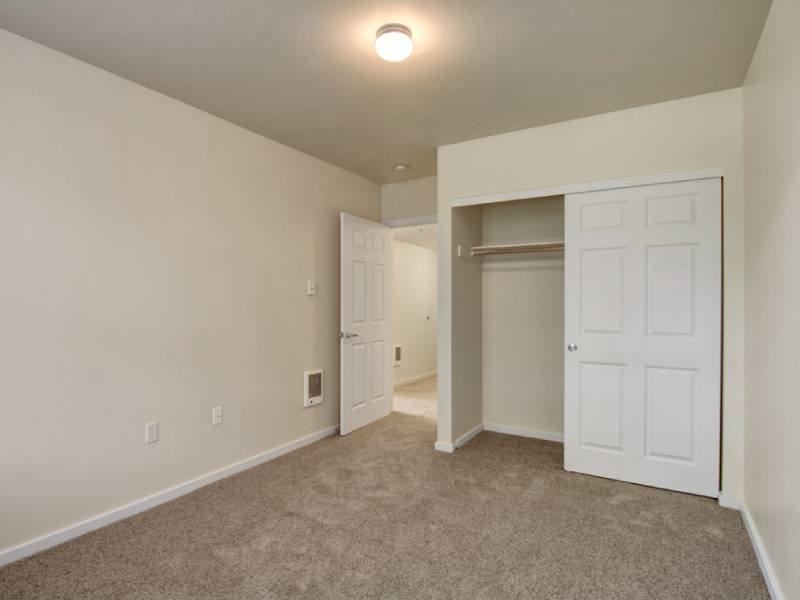 5819 Ne Glisan St - Photo 4 of 13