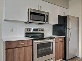 5819 Ne Glisan St - Photo 1 of 1