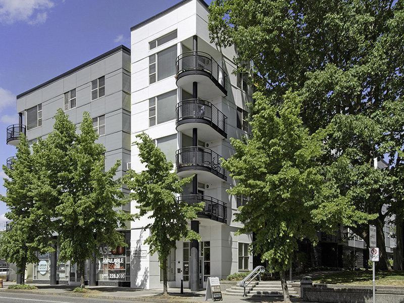 5819 Ne Glisan St - Photo 3 of 13