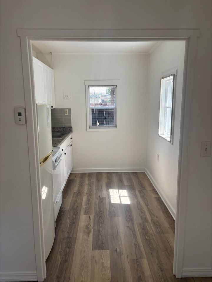 2815 Lake Forest Road #3 - Photo 5 of 9